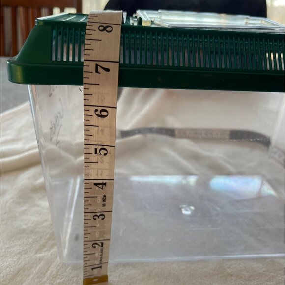 Lg Reptile & Insect Habitat Carrier W/ Lid & Handle - Green Ventilated Top C55 - Picture 4 of 8